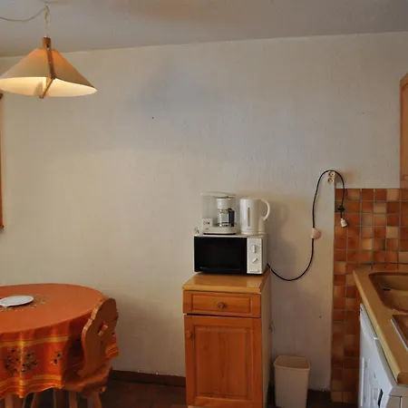 2 Pièces, Capacité 5 Pers, Animaux Admis, Terrasse, Parking - Fr-1-676-211 Apartamento *