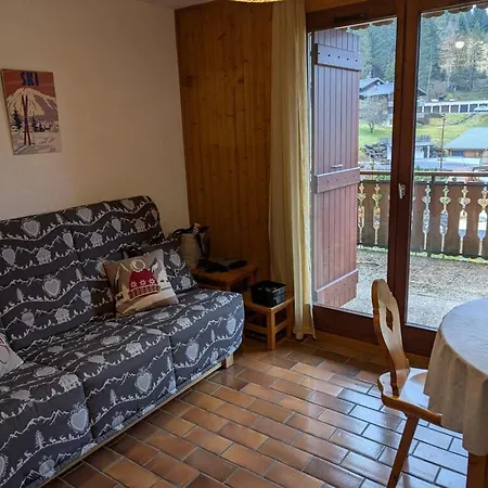 2 Pièces, Capacité 5 Pers, Animaux Admis, Terrasse, Parking - Fr-1-676-211 Apartamento Châtel